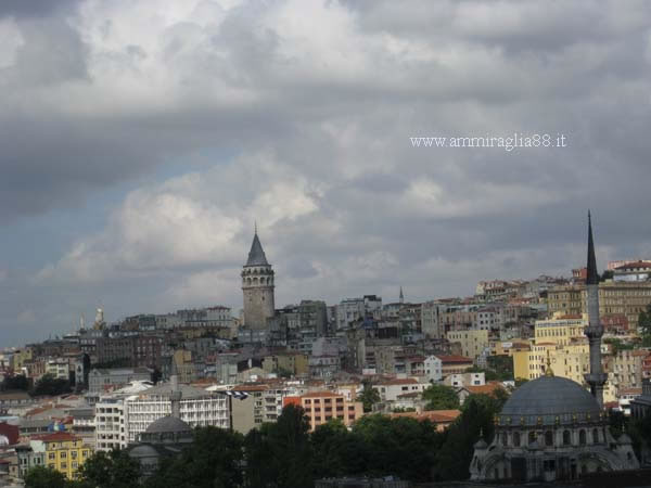 nave Costa Serena torre dei genovesi istanbul turchia